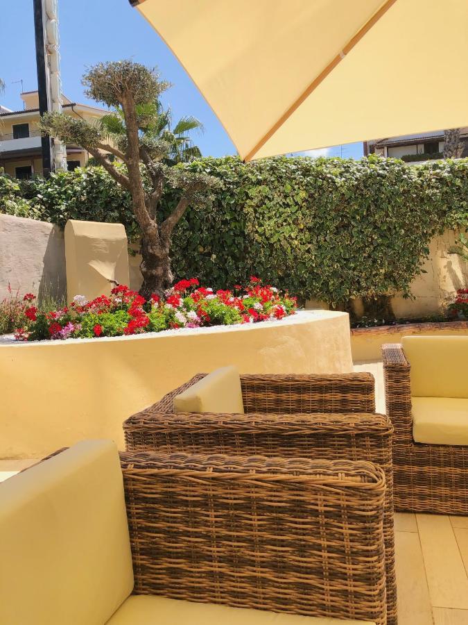 Hotel Arcobaleno Palmi Esterno foto